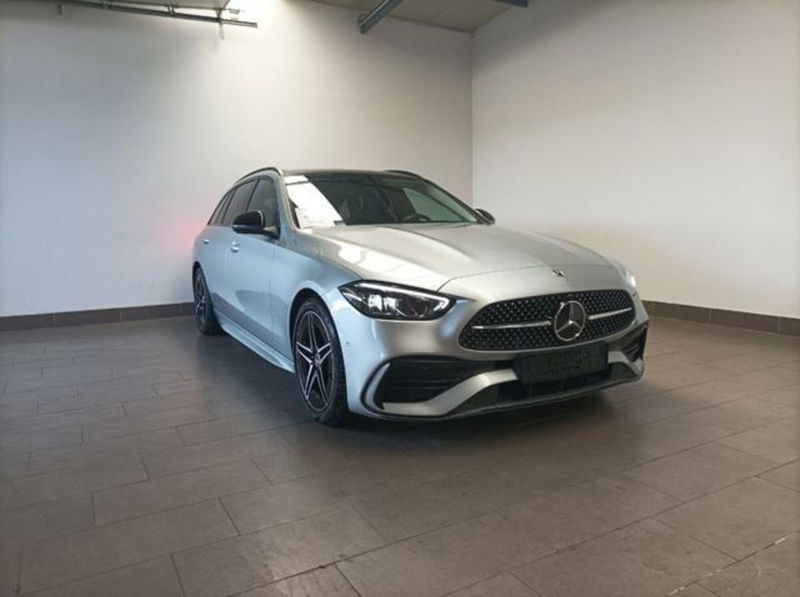 Mercedes-Benz Classe C Station Wagon 220 d Mild hybrid Premium Plus  del 2023 usata a Magenta