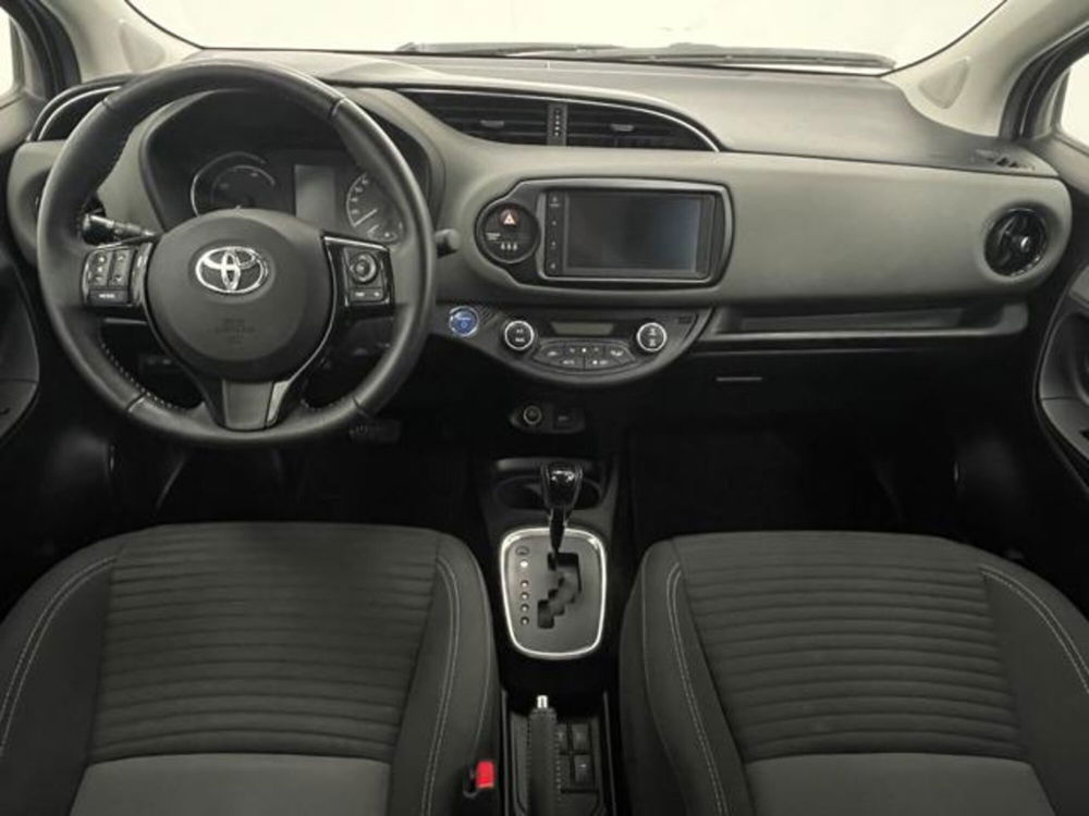 Toyota Yaris usata a Como (4)