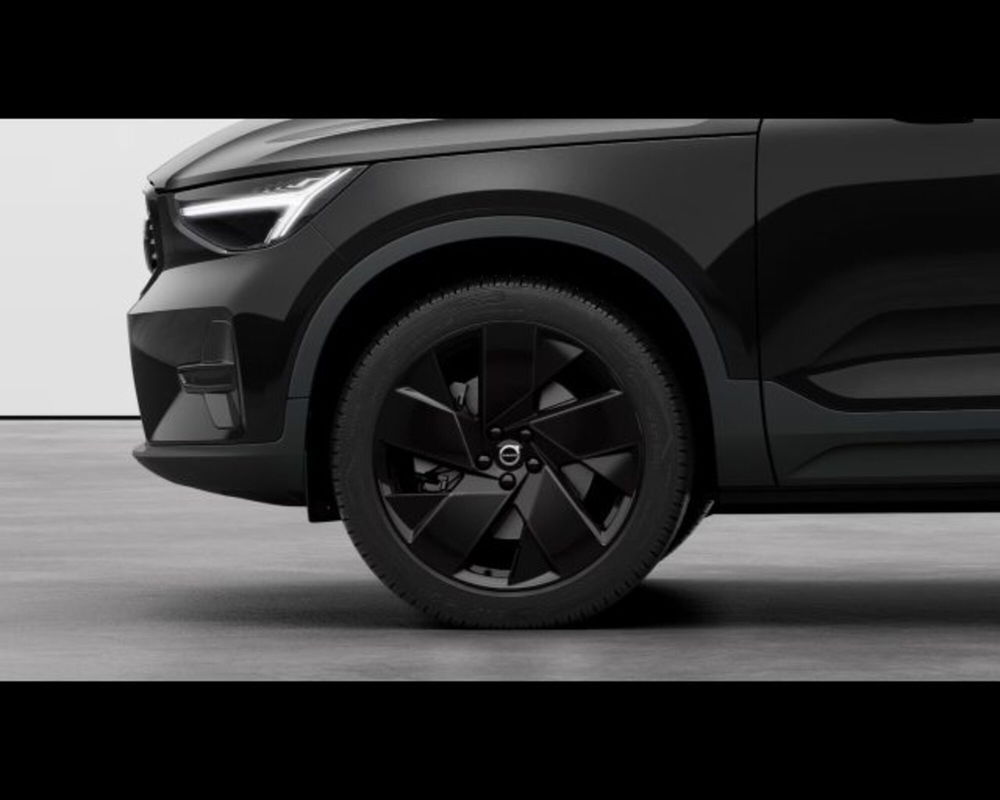 Volvo XC40 nuova a Treviso (4)