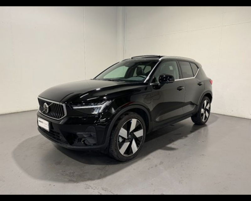 VOLVO Veicoli Commerciali XC40 XC40 N1 1.5 T4 plug-in hybrid R-design my21 del 2023 usata a Conegliano