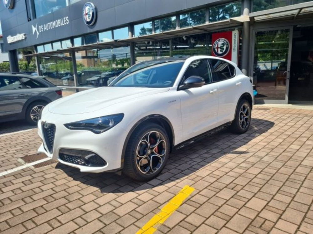 Alfa Romeo Stelvio nuova a Monza e Brianza