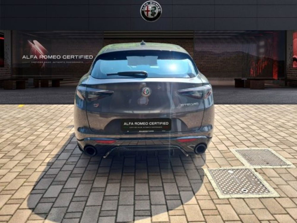 Alfa Romeo Stelvio usata a Monza e Brianza (5)