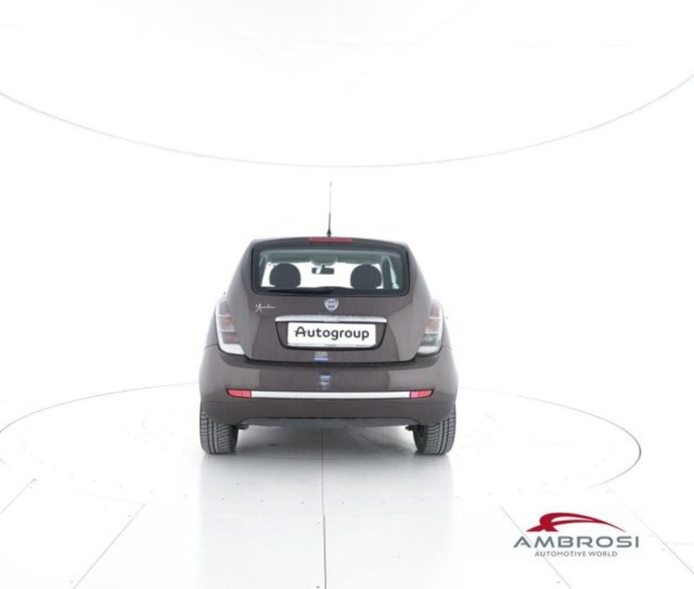 Lancia Ypsilon usata a Perugia (6)