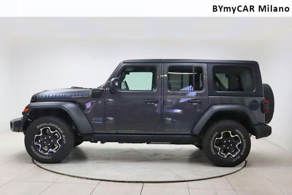 Jeep Wrangler Unlimited usata a Milano (2)