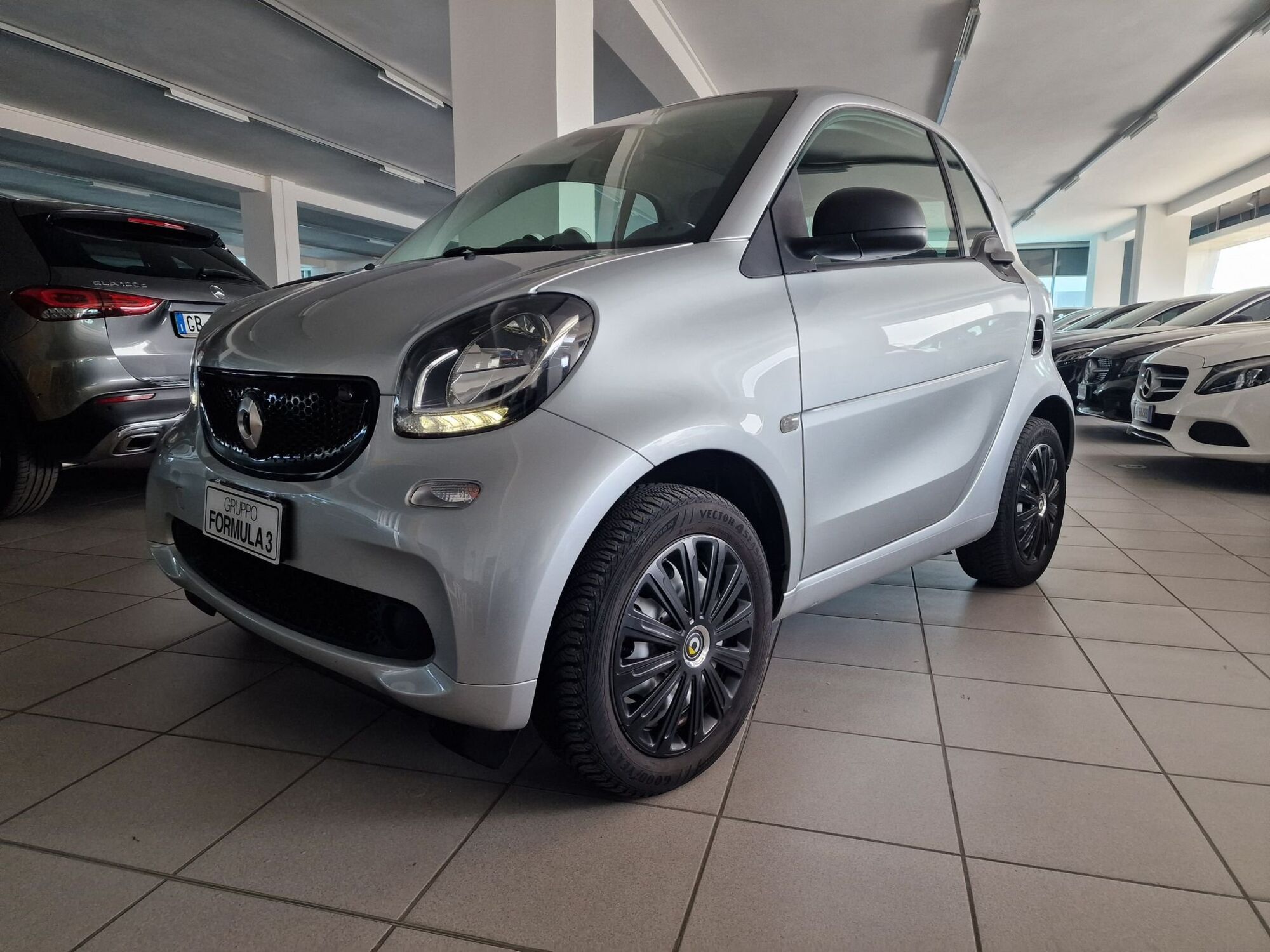 smart Fortwo 70 1.0 Youngster  del 2019 usata a Messina