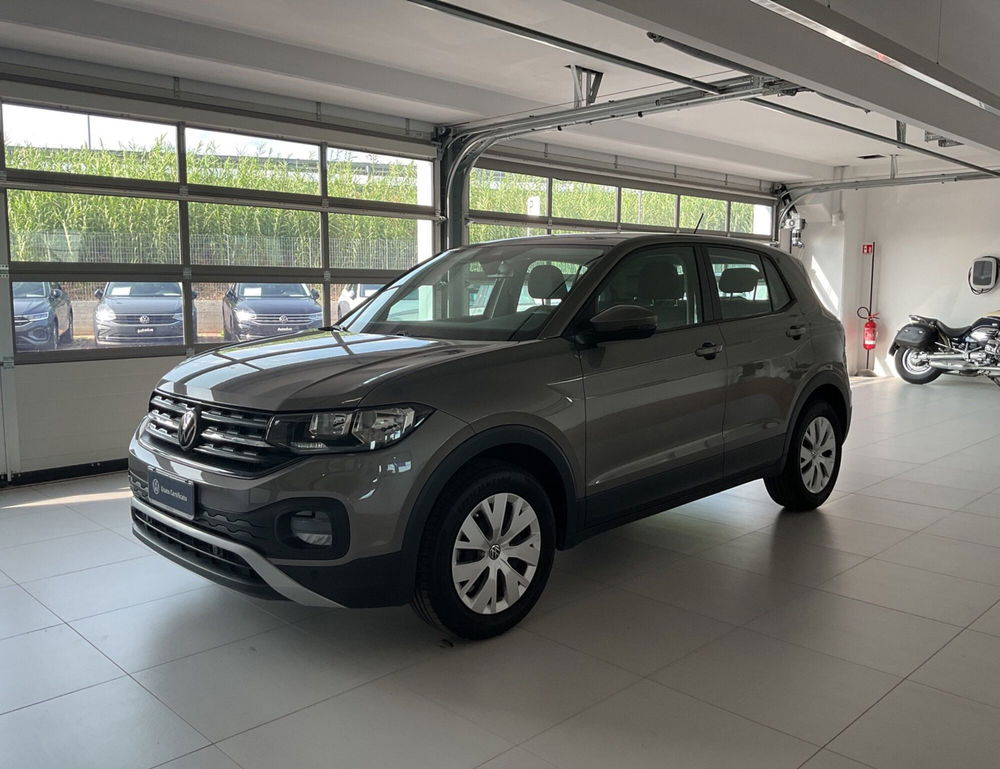 Volkswagen T-Cross usata a Salerno