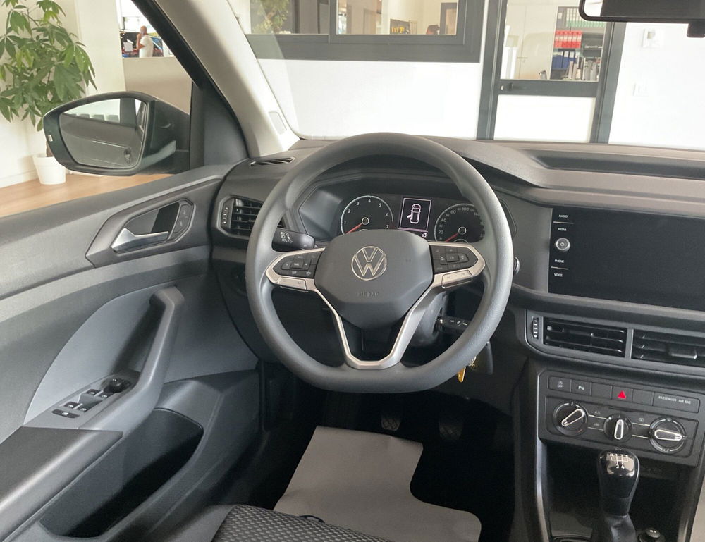 Volkswagen T-Cross usata a Salerno (18)