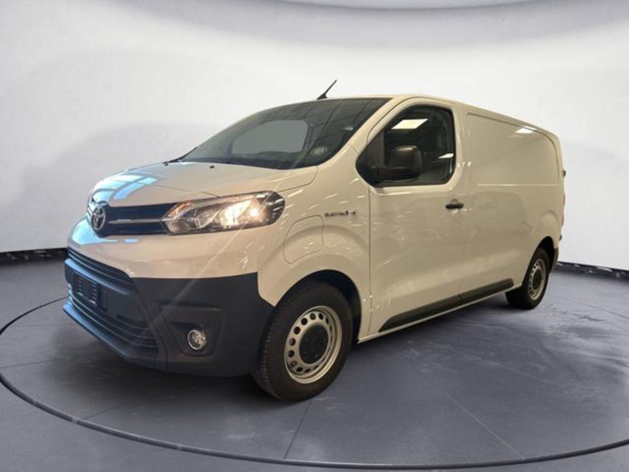 Toyota Proace Electric 50kWh PL-TN Furgone Medium 5p. 12q Comfort  nuova a Bra