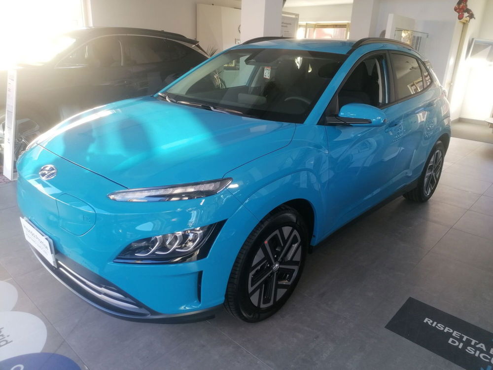 Hyundai Kona nuova a Torino (2)