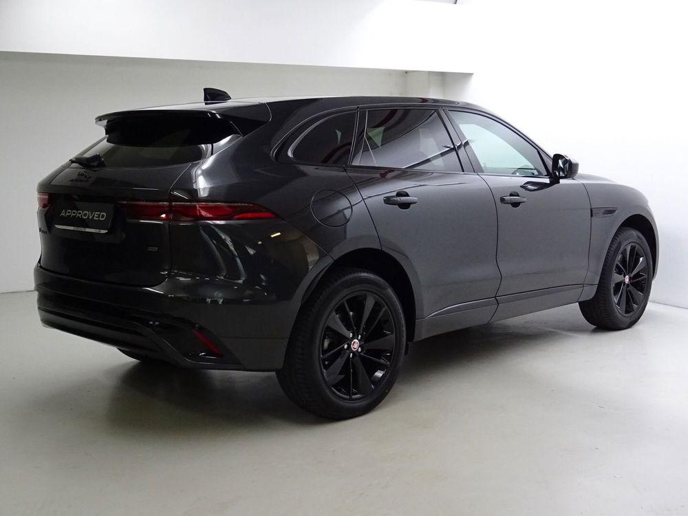 Jaguar F-Pace usata a Como (2)