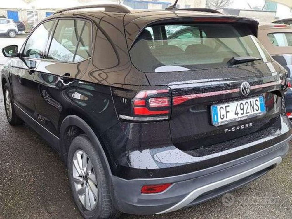 Volkswagen T-Cross usata a Varese (13)