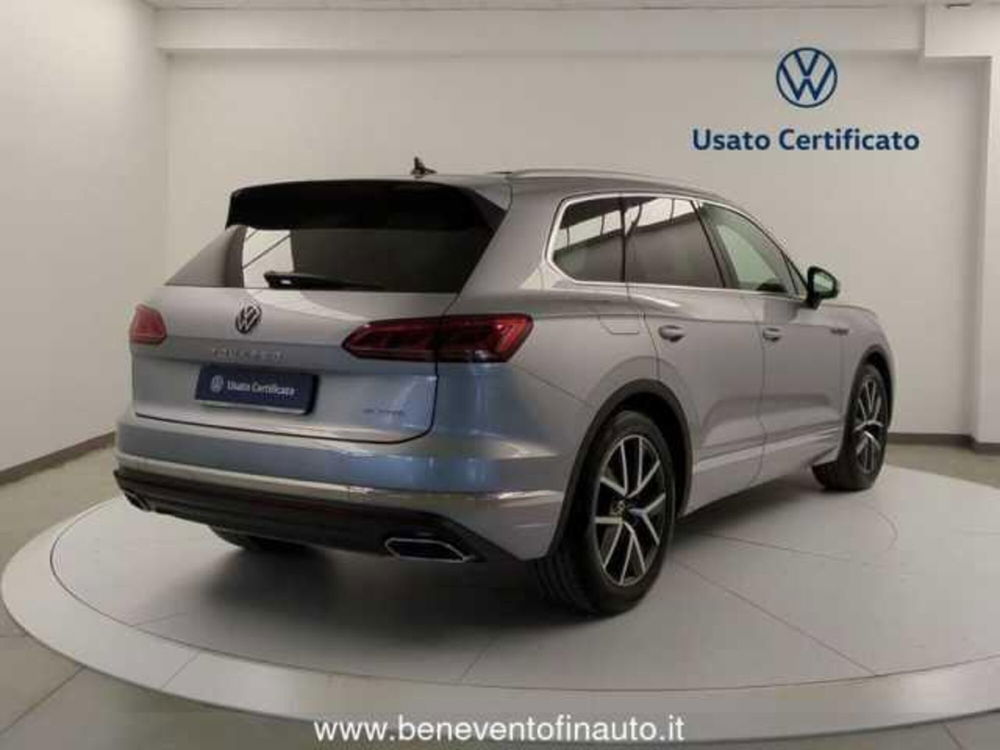 Volkswagen Touareg usata a Avellino (7)