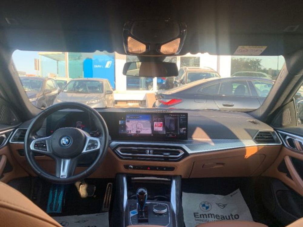 BMW i4 usata a Lecce (13)