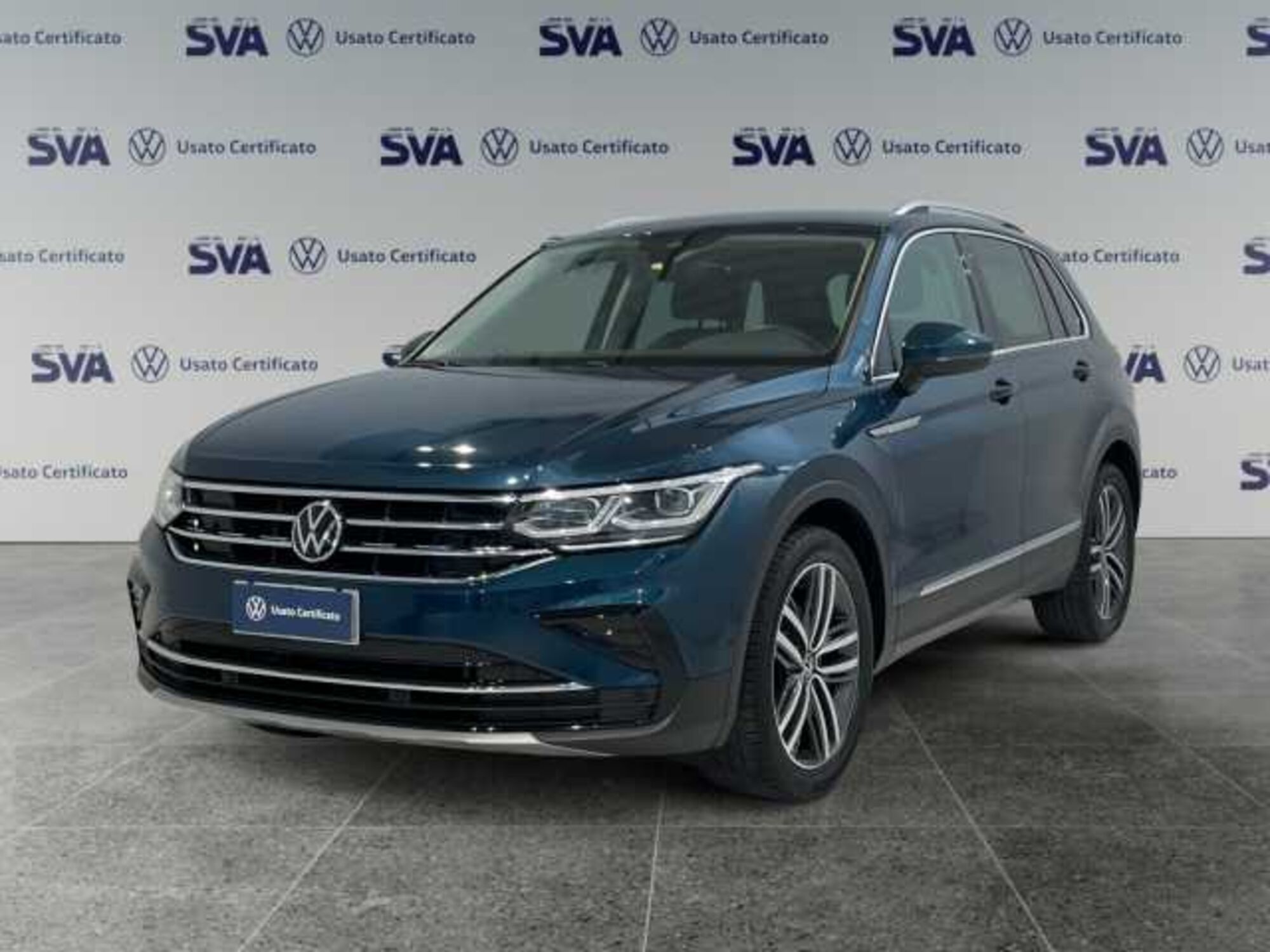 Volkswagen Tiguan Allspace 2.0 tdi Elegance 150cv dsg del 2021 usata a Ravenna