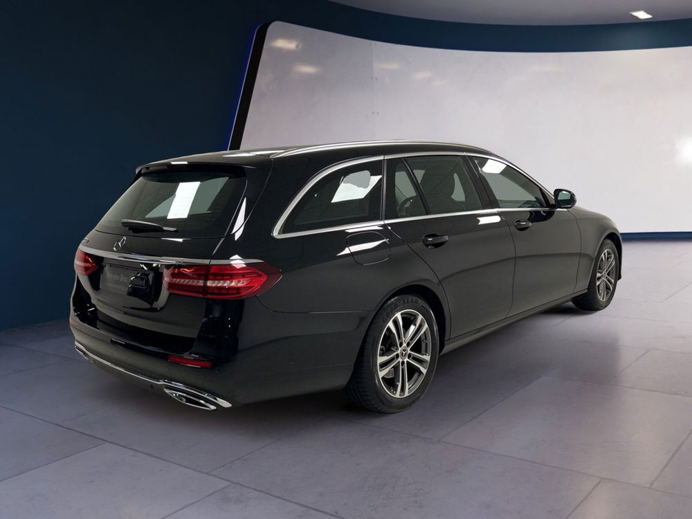 Mercedes-Benz Classe E Station Wagon usata a Milano (6)