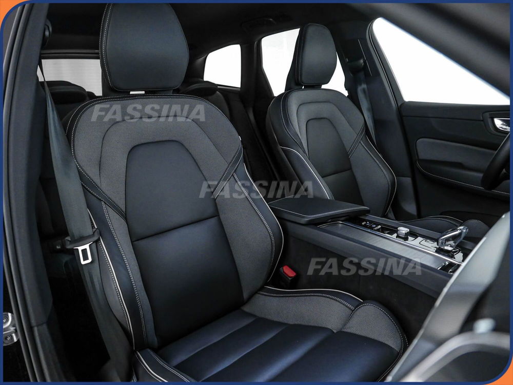 Volvo XC60 usata a Milano (14)