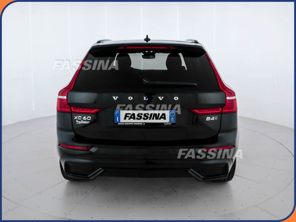 Volvo XC60 usata a Milano (5)