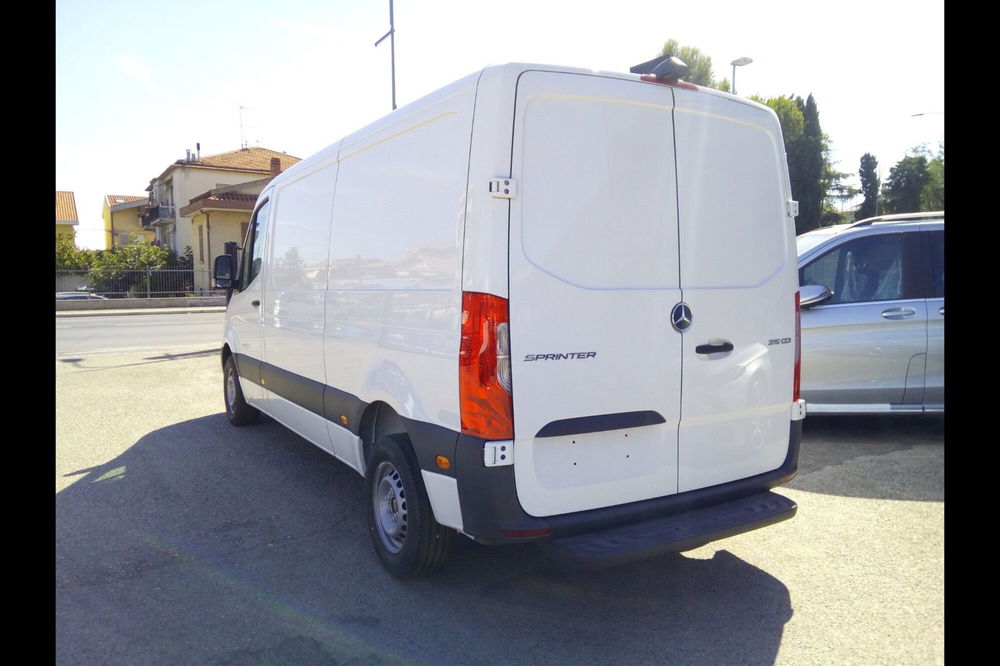 Mercedes-Benz Sprinter nuova a Pescara (3)