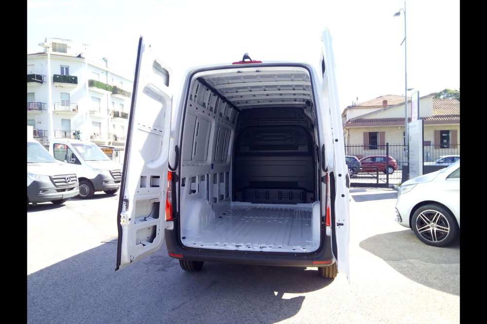 Mercedes-Benz Sprinter nuova a Pescara (5)