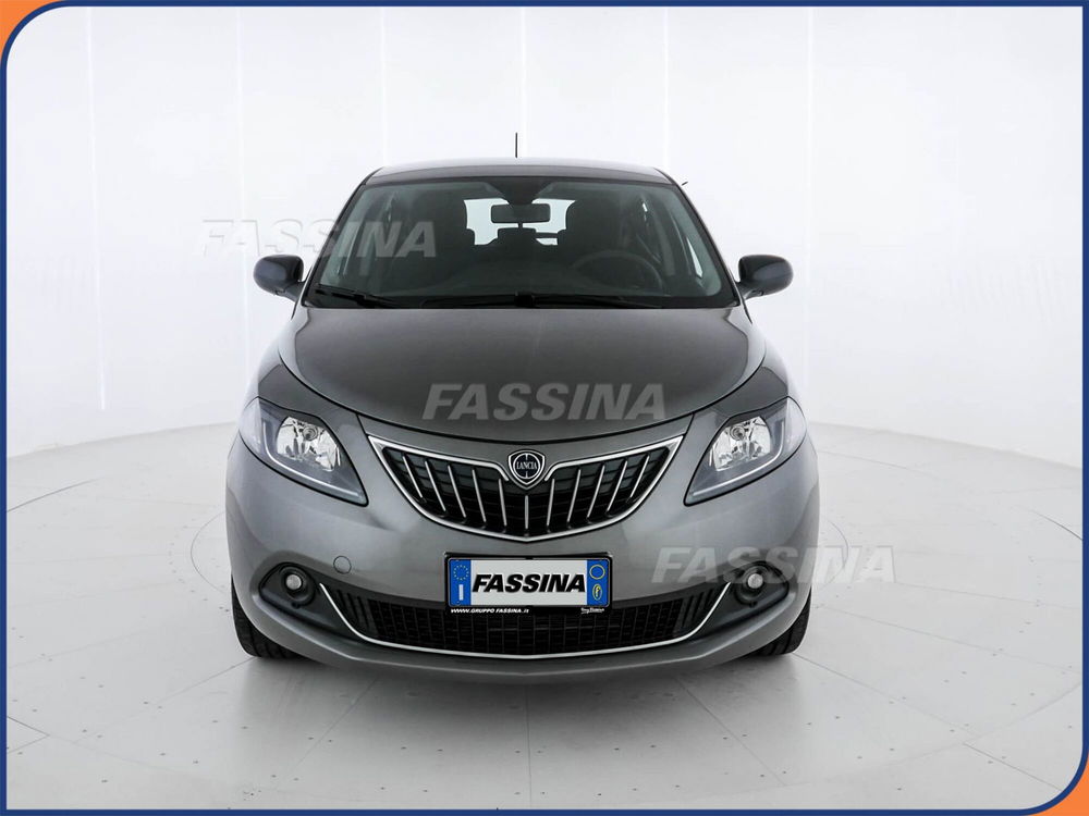 Lancia Ypsilon usata a Milano (2)