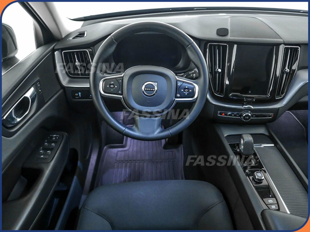 Volvo XC60 usata a Milano (10)