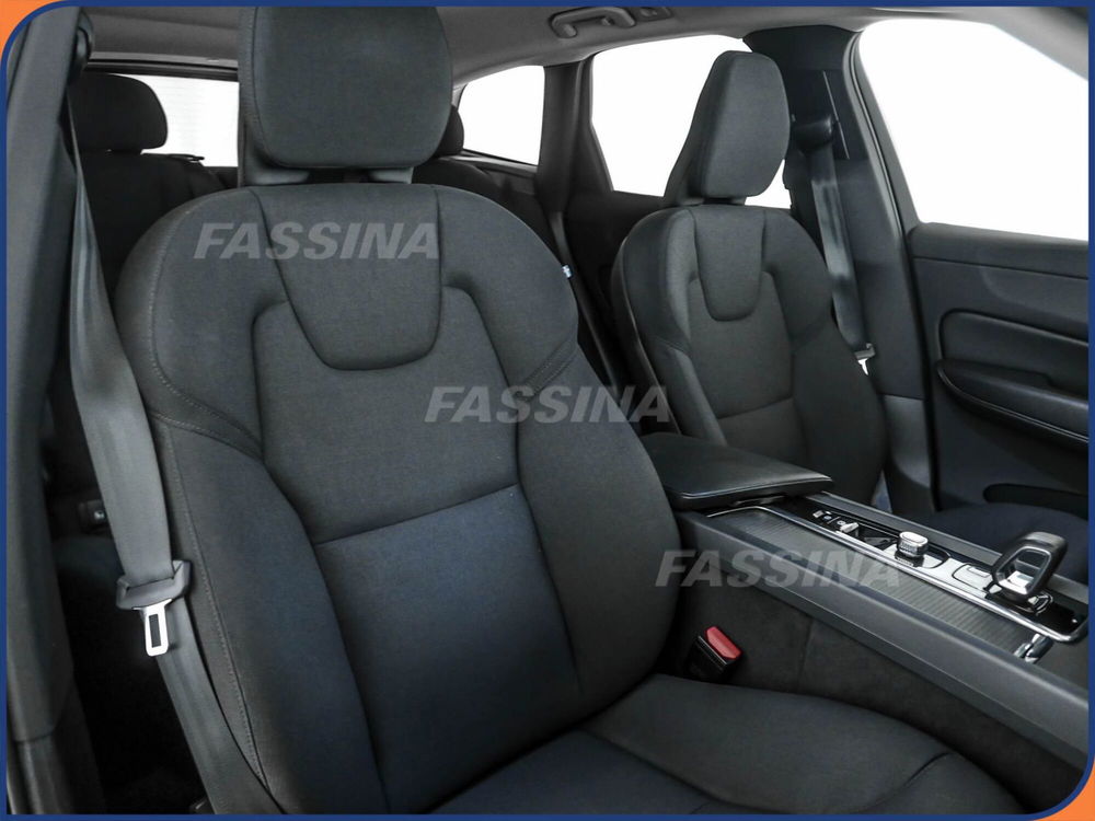 Volvo XC60 usata a Milano (13)