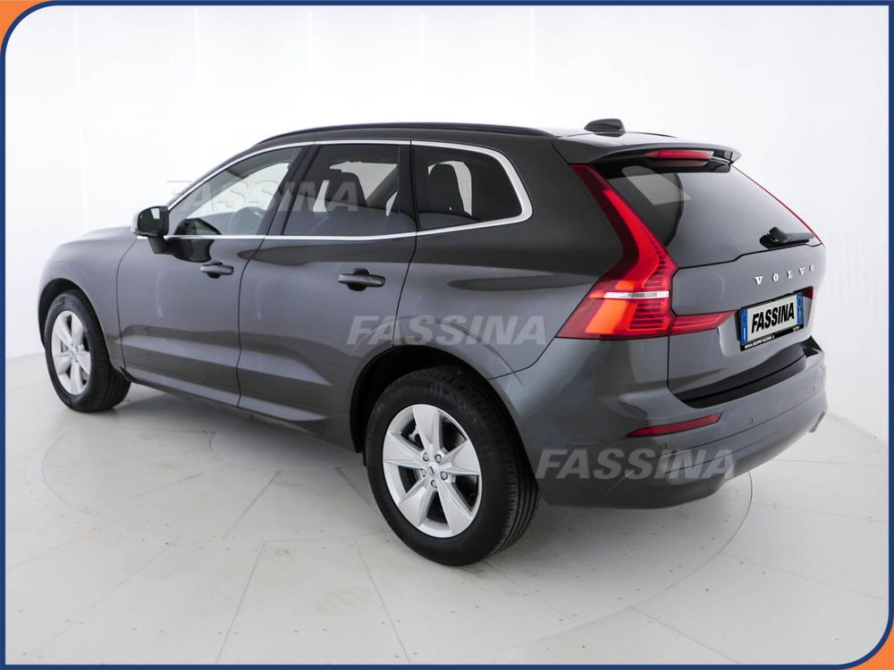 Volvo XC60 usata a Milano (4)