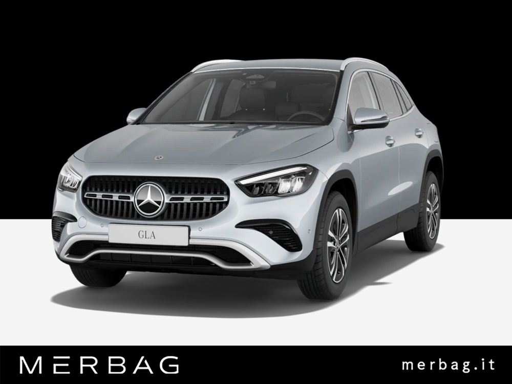 Mercedes-Benz GLA SUV nuova a Milano