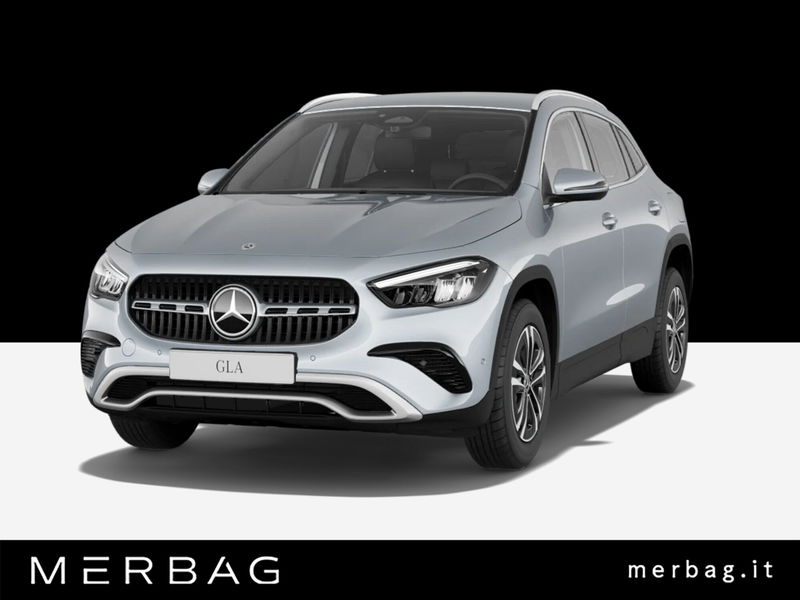 Mercedes-Benz GLA SUV 180 Advanced auto nuova a Milano