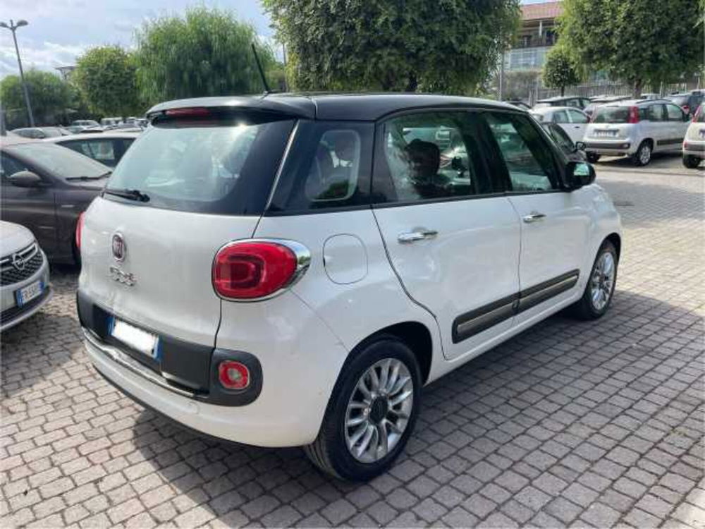 Fiat 500L usata a Napoli (2)