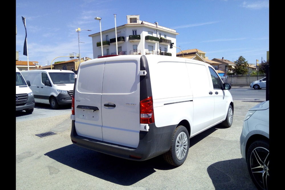 Mercedes-Benz Vito nuova a Pescara (4)