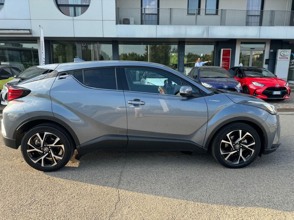 Toyota Toyota C-HR usata a Modena (5)