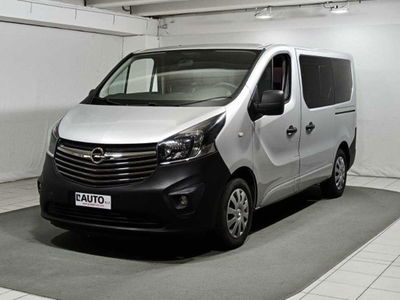 Opel Vivaro Furgone 29 1.6 BiTurbo S&amp;S EcoFLEPC-TN Combi N1  del 2015 usata a Caspoggio