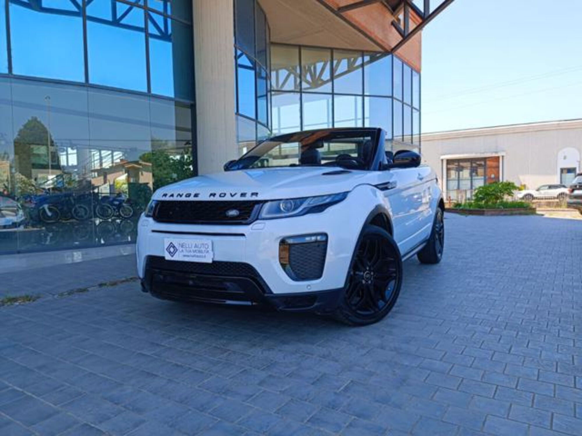 Land Rover Range Rover Evoque 2.0 TD4 180 CV Convertibile HSE Dynamic  del 2016 usata a Castelfranco di Sotto