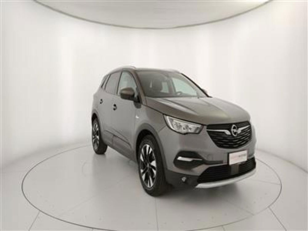 Opel Grandland X usata a Bari (11)