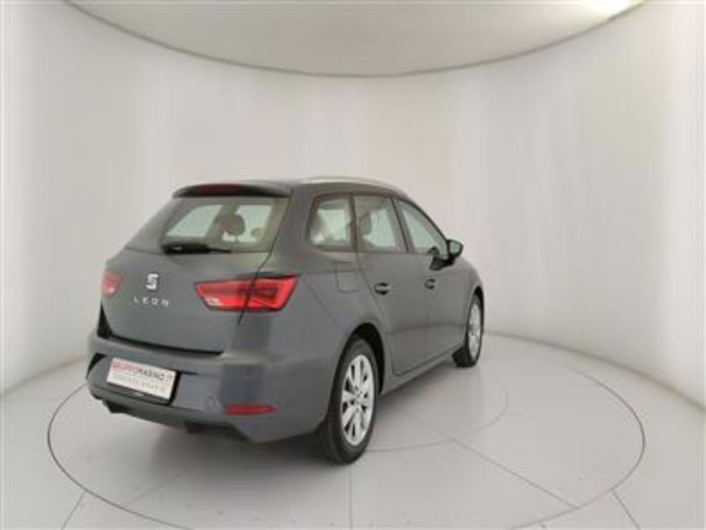 SEAT Leon ST usata a Bari (7)