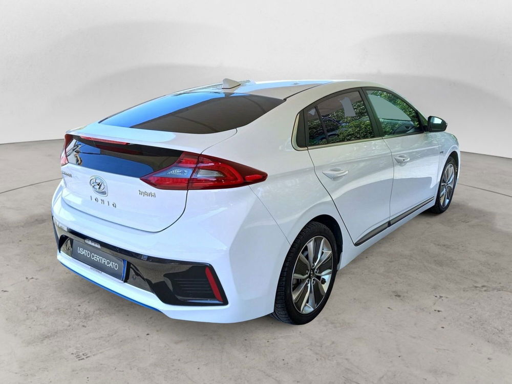 Hyundai Ioniq usata a Bari (2)