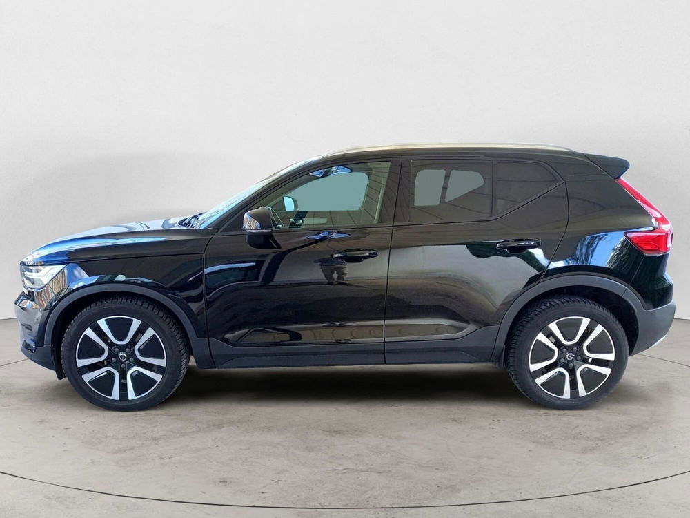 Volvo XC40 usata a Bari (4)