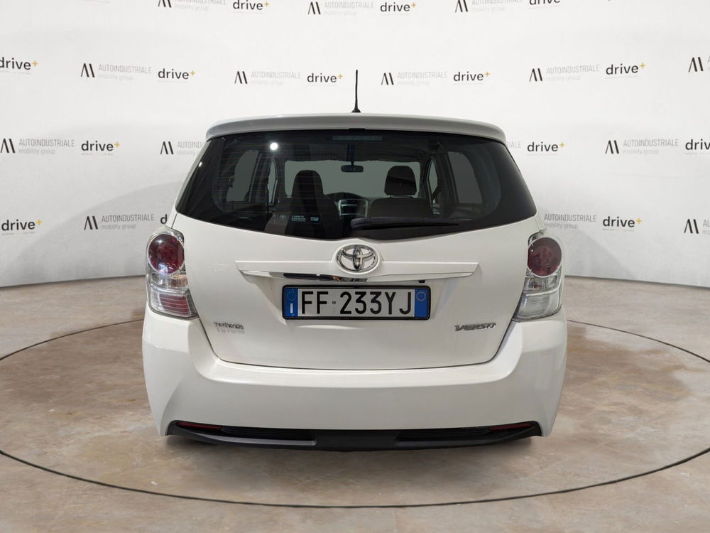 Toyota Verso usata a Trento (5)