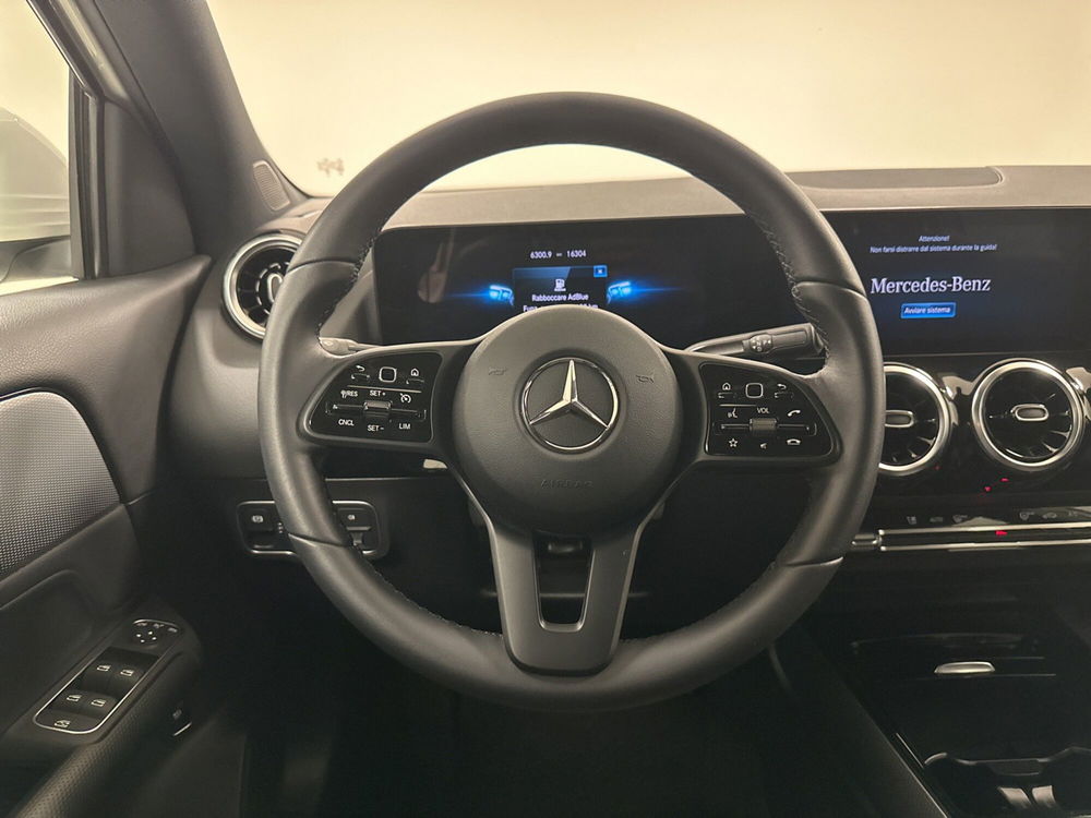 Mercedes-Benz GLA SUV usata a Milano (20)