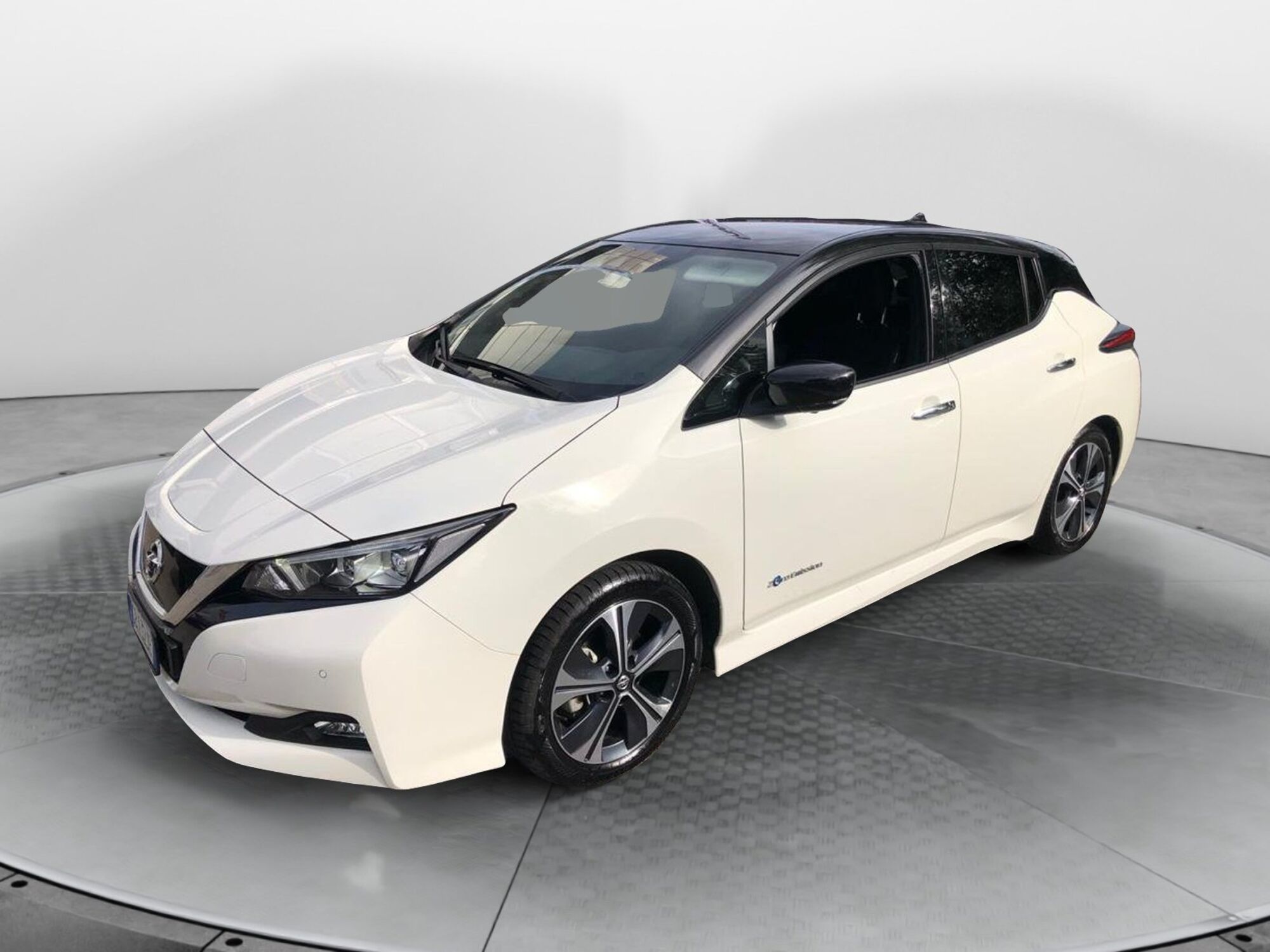 Nissan Leaf N-Connecta 40 kWh  del 2020 usata a San Lazzaro di Savena