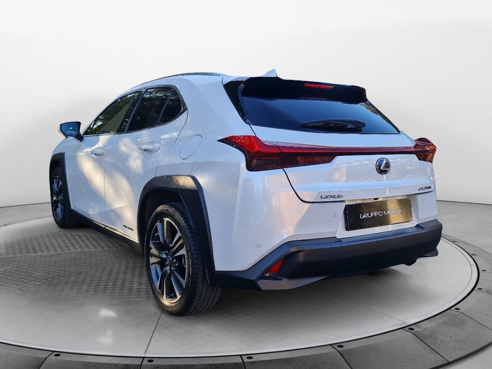 Lexus UX usata a Bologna (5)