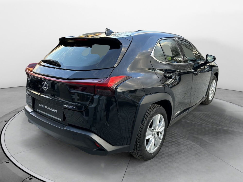 Lexus UX usata a Bologna (4)