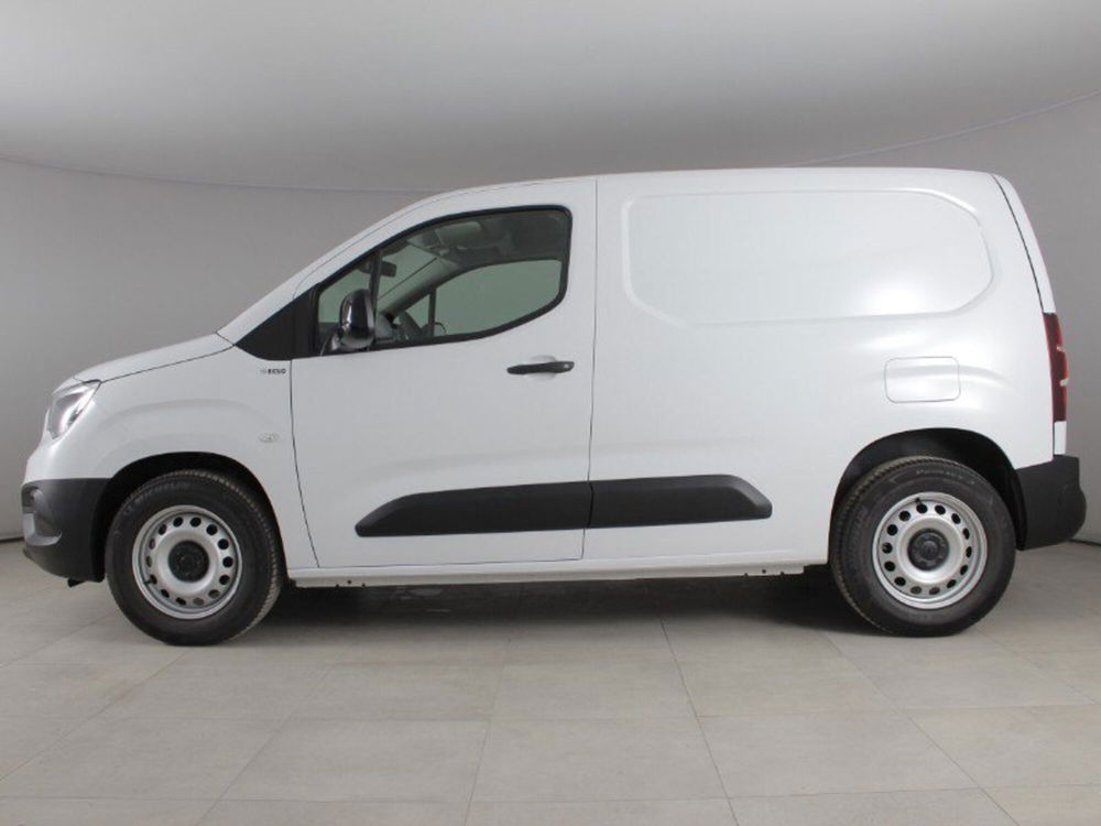 Opel Combo-e nuova a Palermo (3)