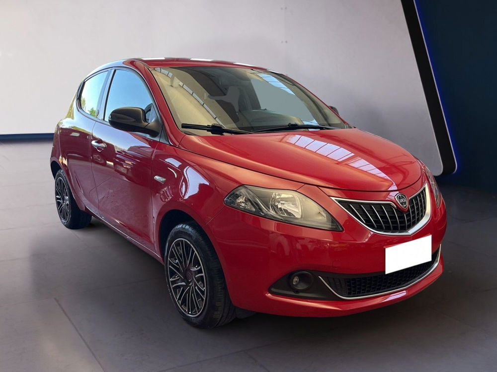 Lancia Ypsilon usata a Torino (4)