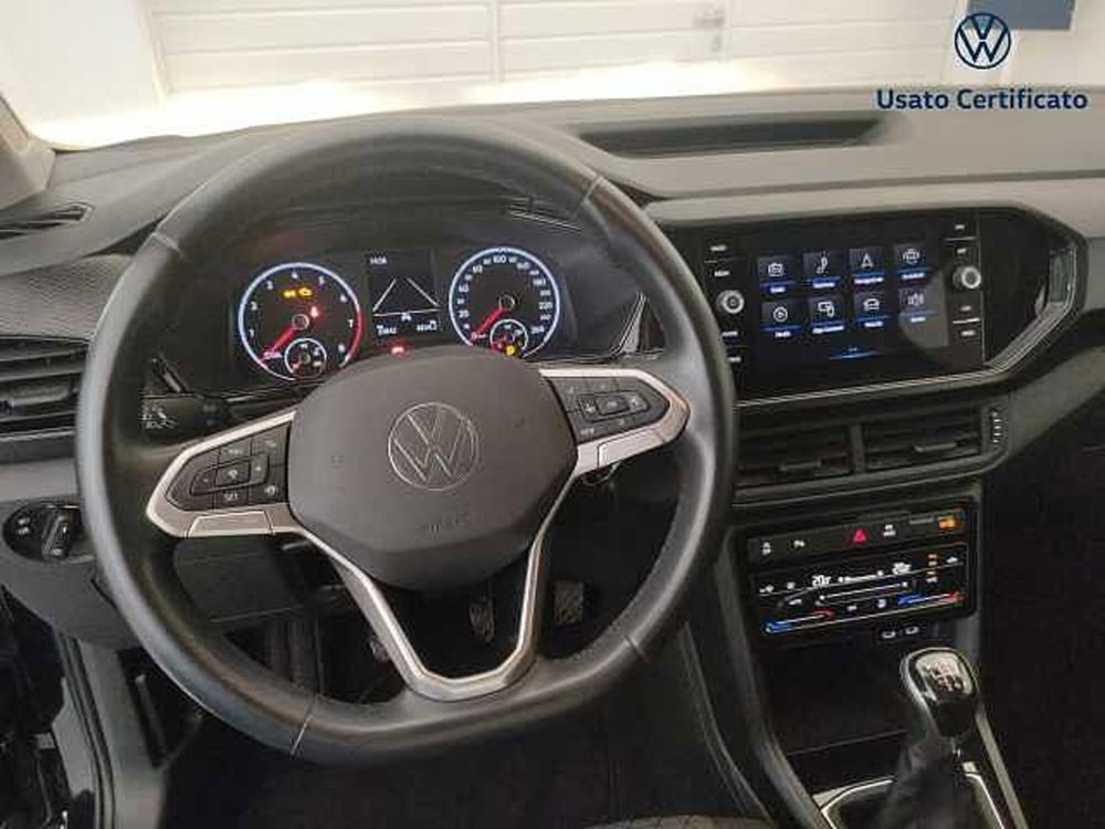 Volkswagen T-Cross usata a Varese (12)