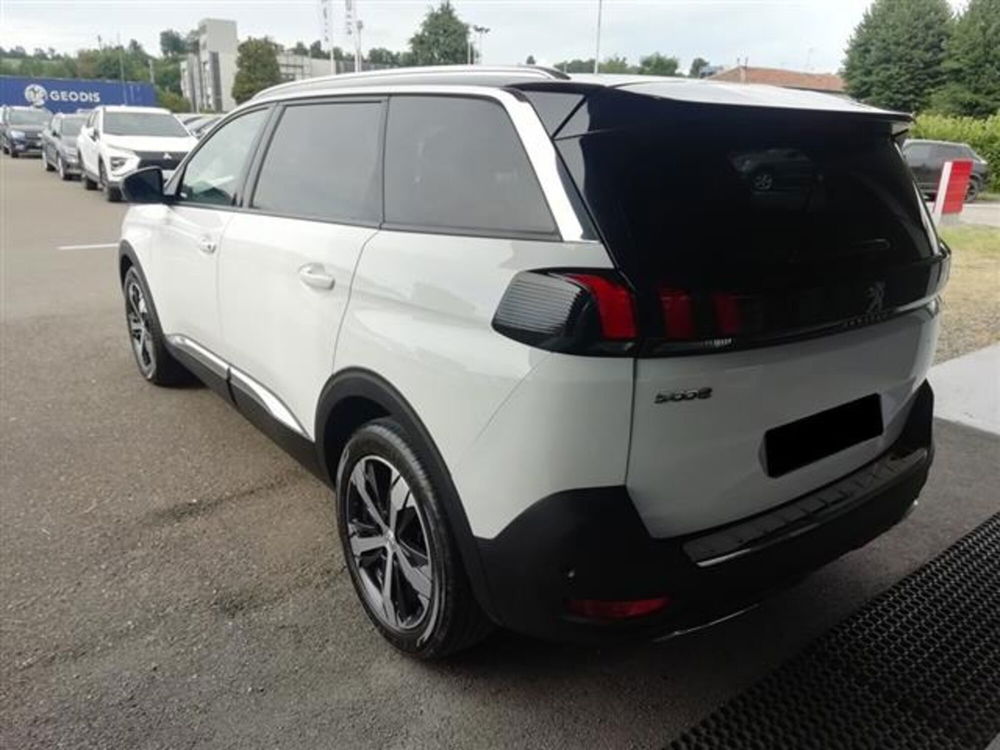 Peugeot 5008 usata a Asti (7)