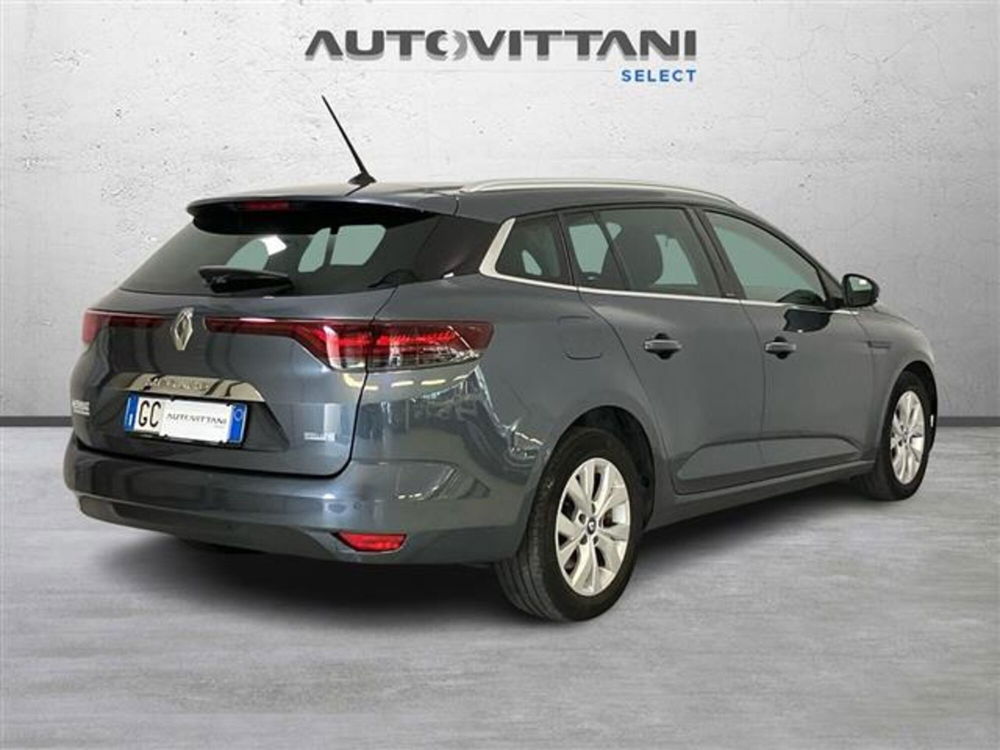 Renault Megane E-Tech Electric usata a Como (3)