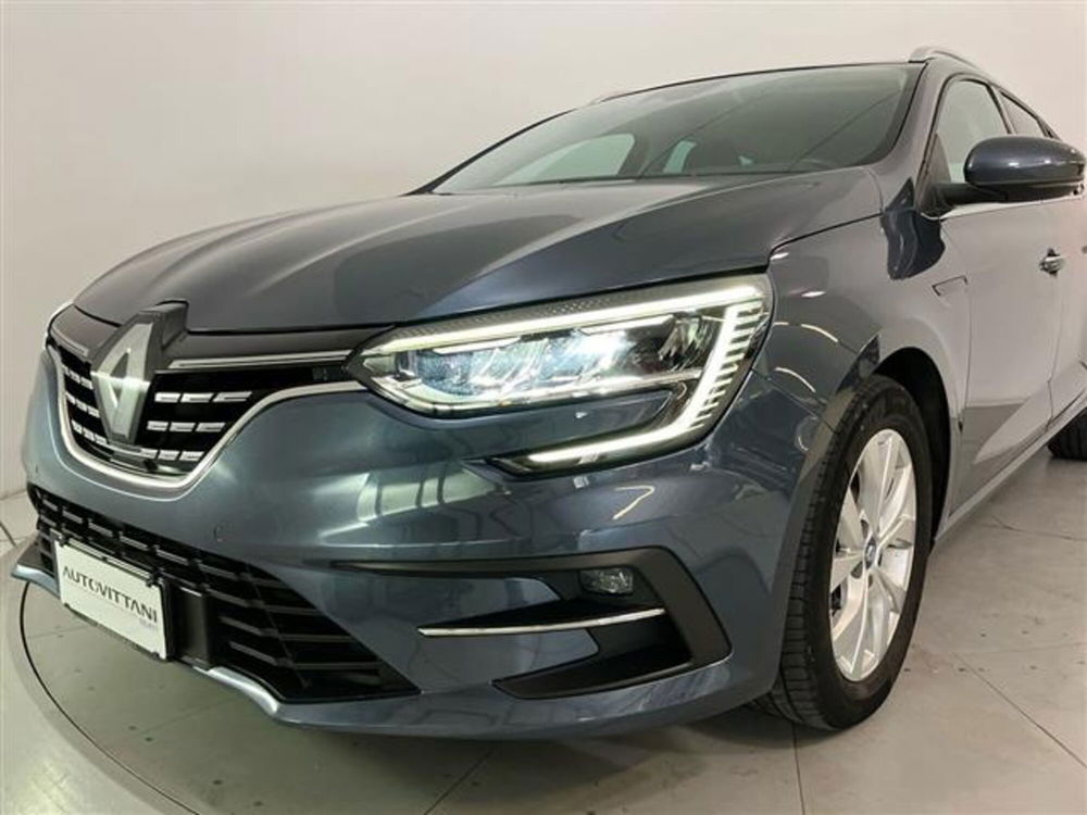 Renault Megane E-Tech Electric usata a Como (6)