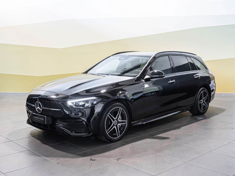 Mercedes-Benz Classe C Station Wagon 300 e phev AMG Line Premium Plus auto del 2022 usata a Montecosaro